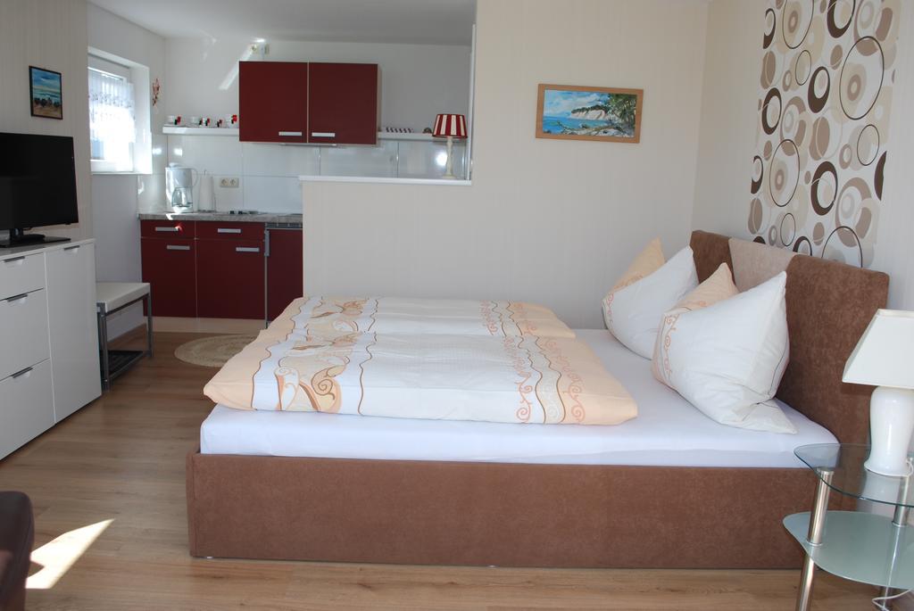 Ferienunterkuenfte Familie Panter Apartment Сасниц Екстериор снимка
